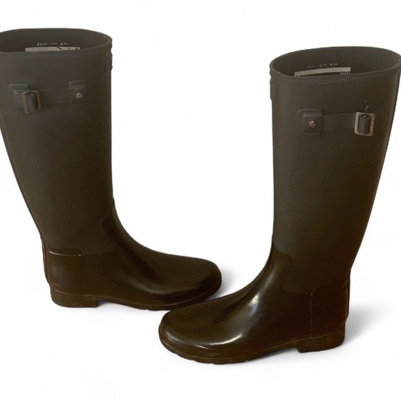 Hunter Black Rain Boots size 7 - Picture 4 of 9